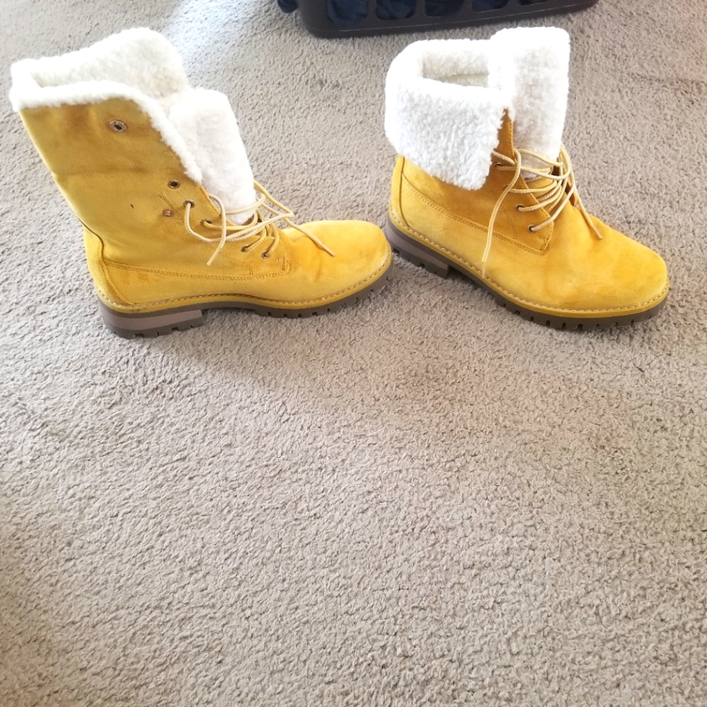 Nice warm boots